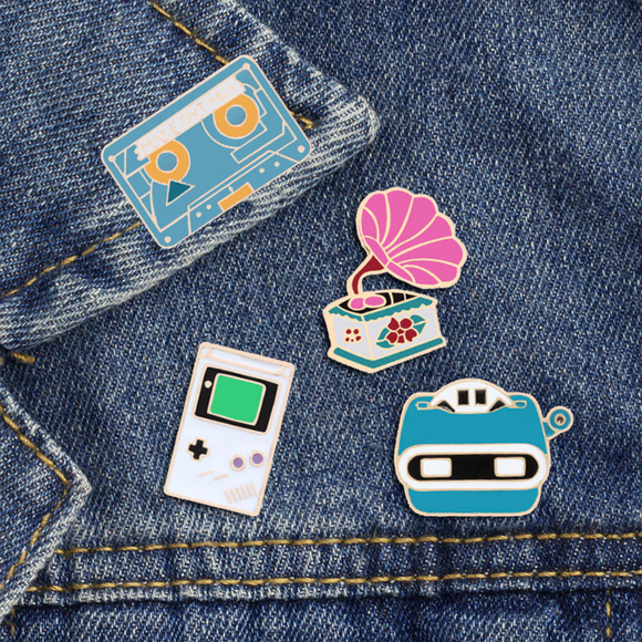 The Psycho Kitten Jewelry - 3/$20! Retro Cassette & View Finder Pins DIY